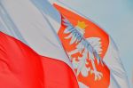 Flagi narodowe z okazji 100-lecia Powstań Śląskich